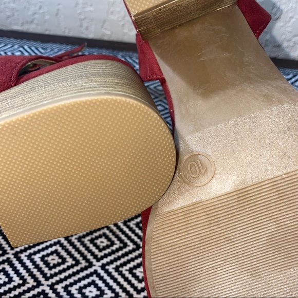 These Merlot colored heels are as fine as wine! - Picture 6 of 9